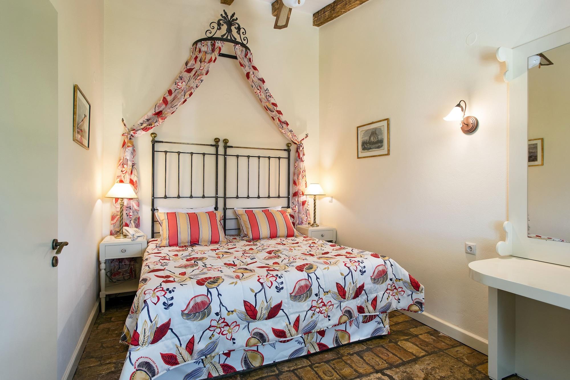 Fundana Aparthotel 4*