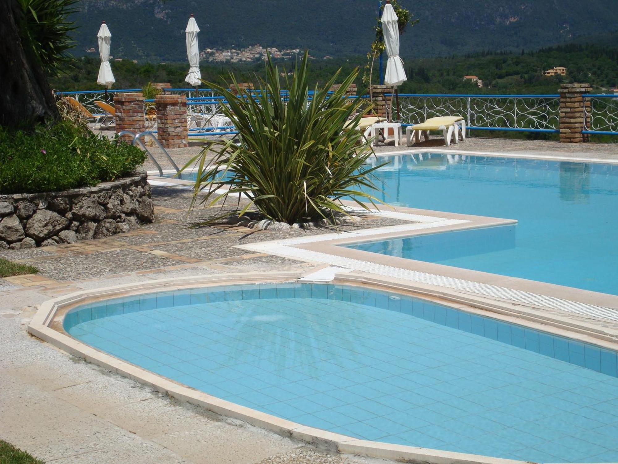 Fundana Aparthotel Kanakades
