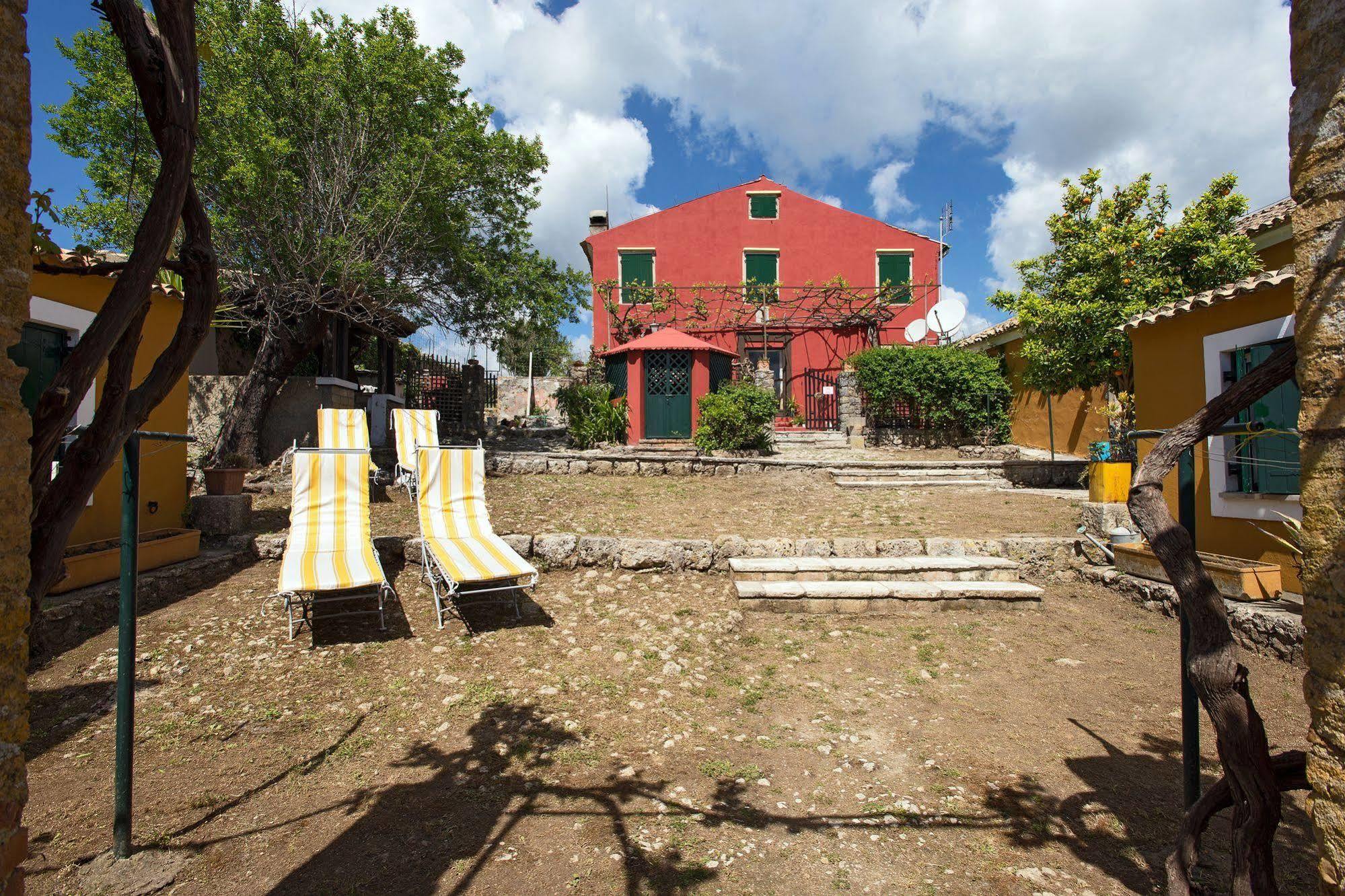 Fundana Hotel apartamentowy 4*